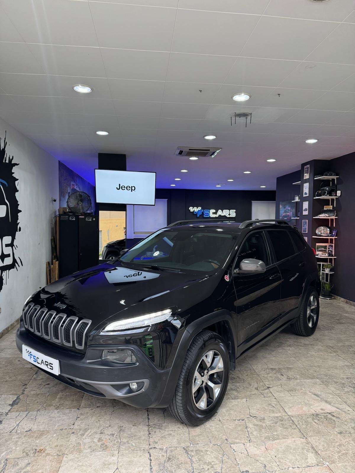 JEEP CHEROKEE TRAILHAWK 3.2 271cv GLP